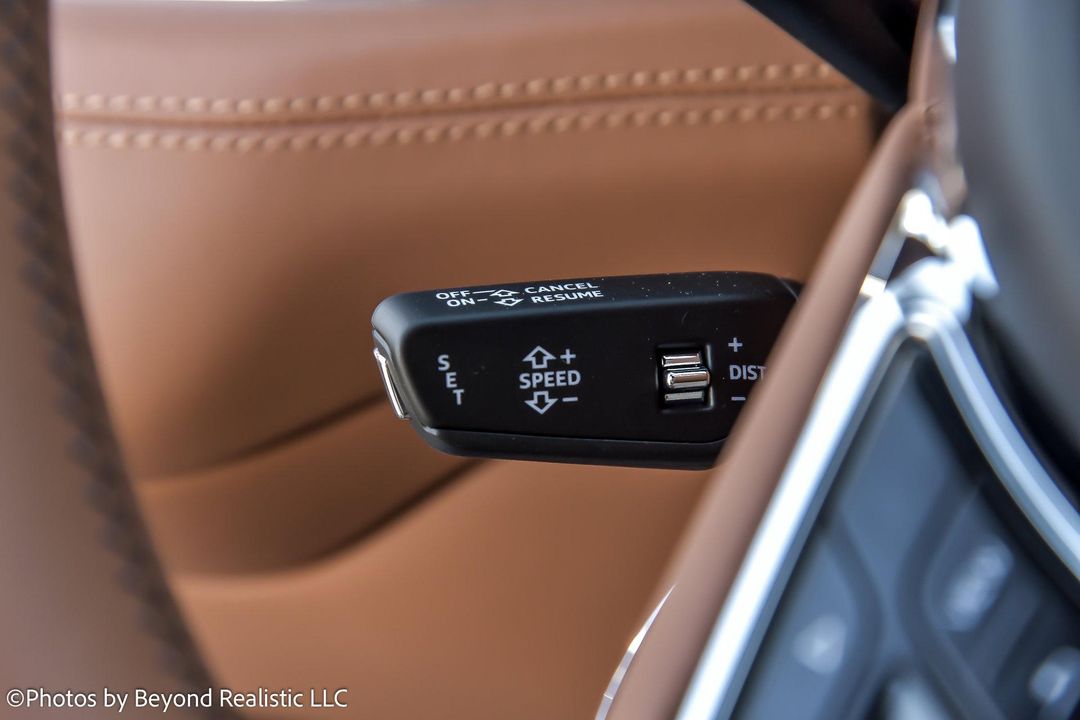 2024 Bentley Bentayga EWB