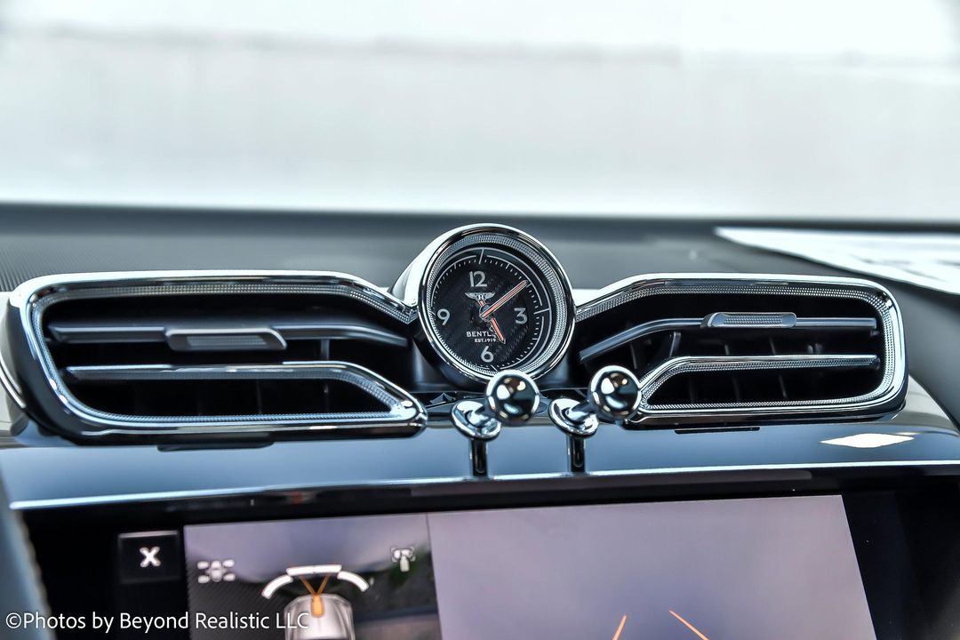 2024 Bentley Bentayga EWB