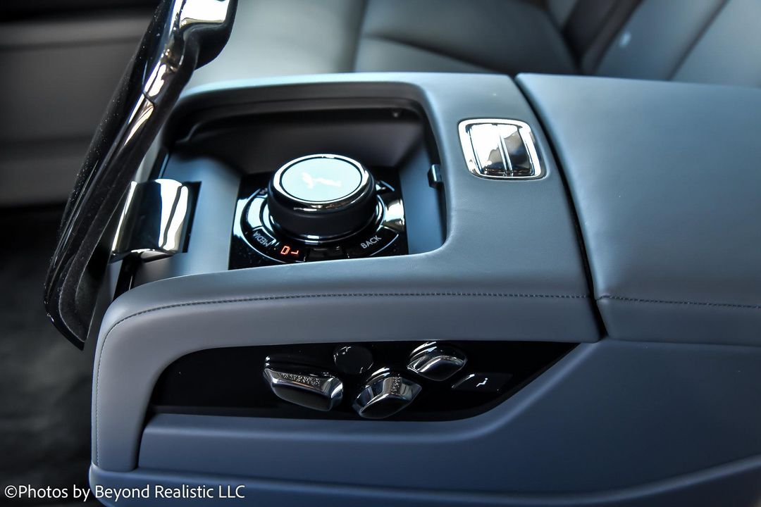 2022 Rolls-Royce Phantom