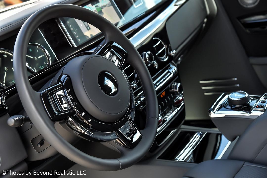 2022 Rolls-Royce Phantom