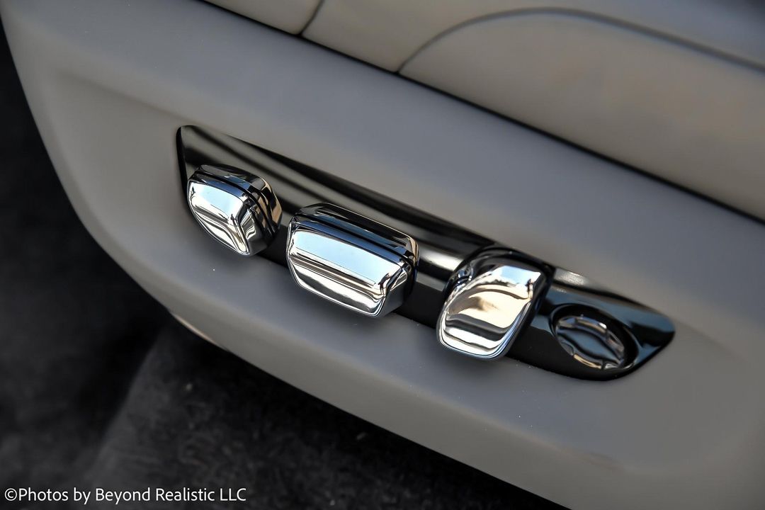 2022 Rolls-Royce Phantom
