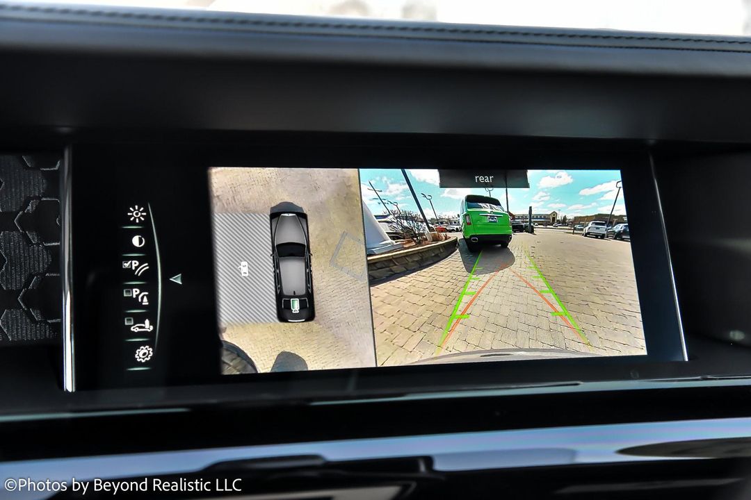 2022 Rolls-Royce Phantom