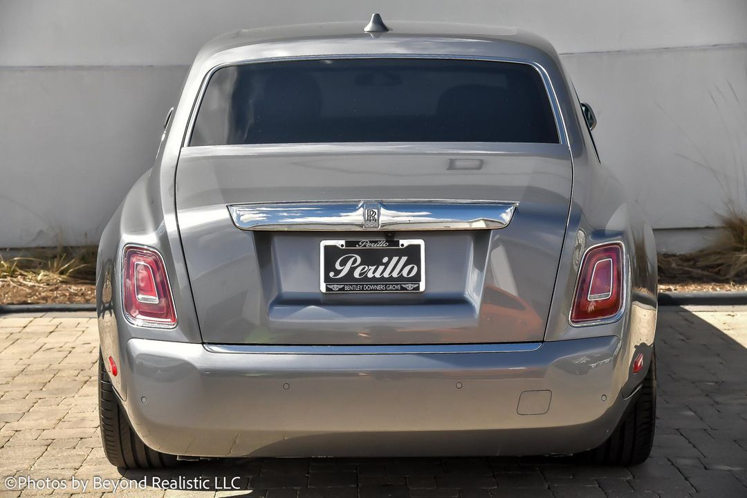 2022 Rolls-Royce Phantom