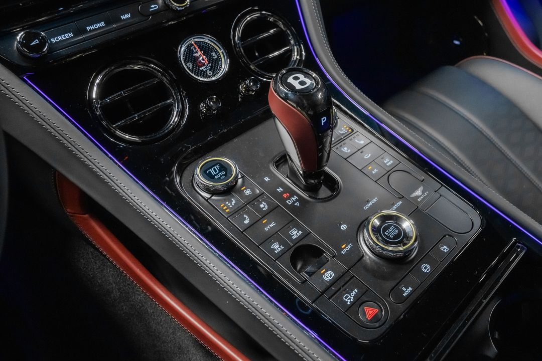 2025 Bentley Continental