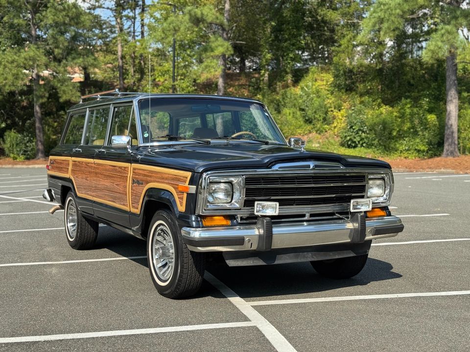 1988 Jeep Grand Wagoneer