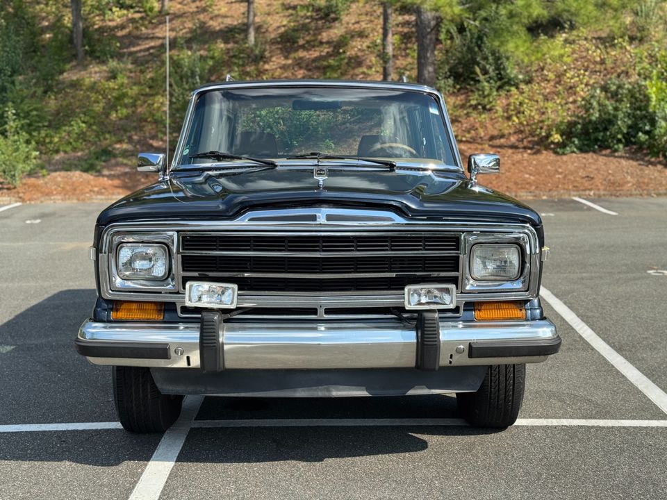 1988 Jeep Grand Wagoneer
