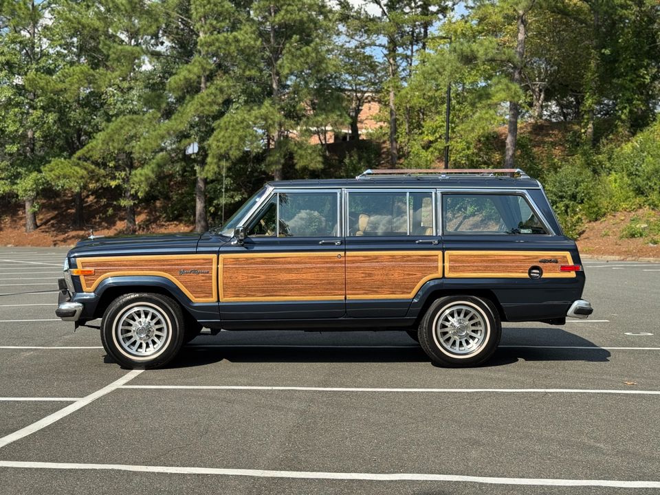 1988 Jeep Grand Wagoneer