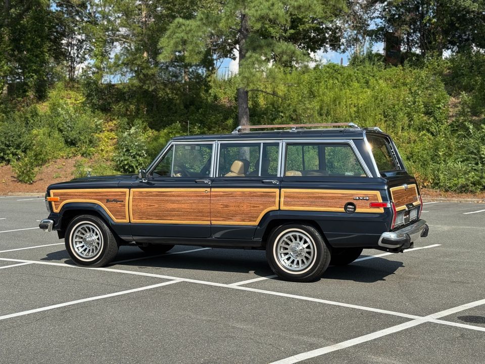 1988 Jeep Grand Wagoneer