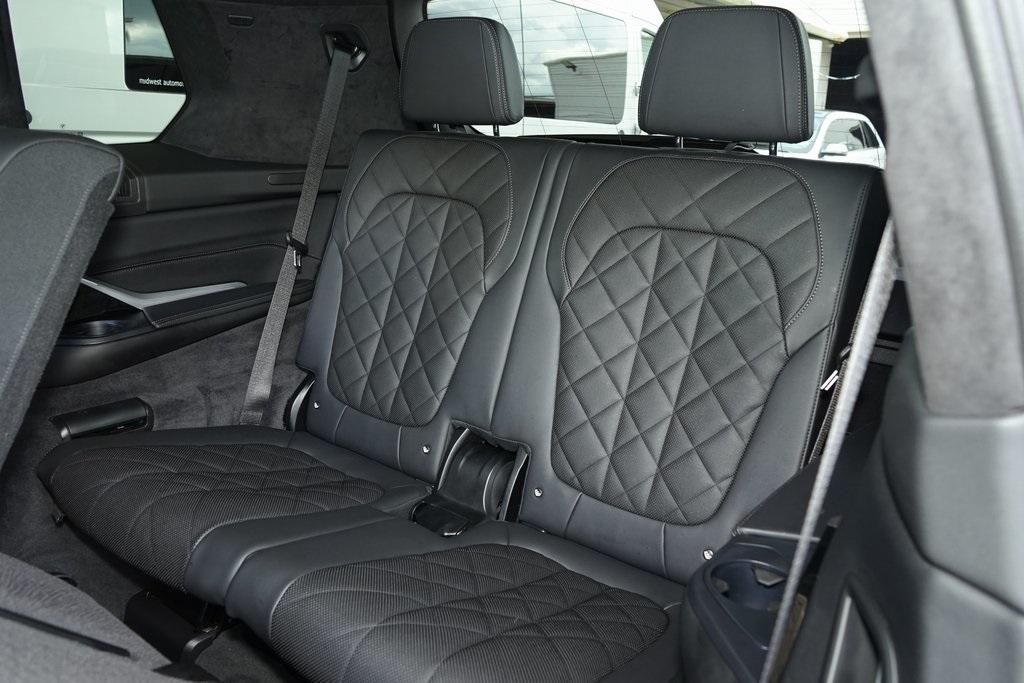 2024 BMW X7