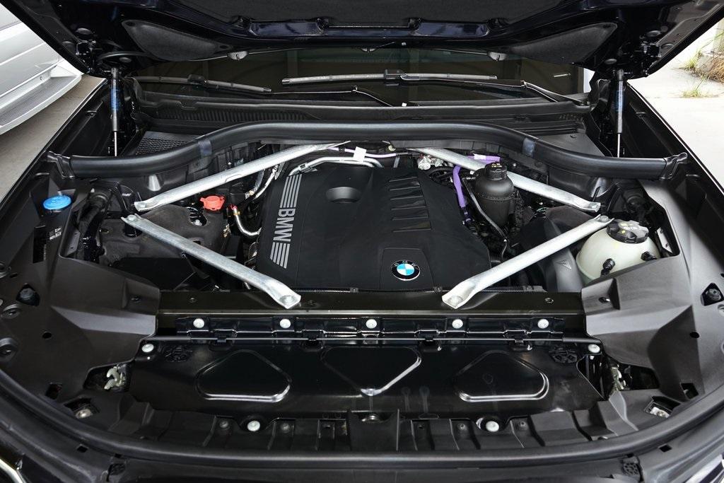 2024 BMW X7