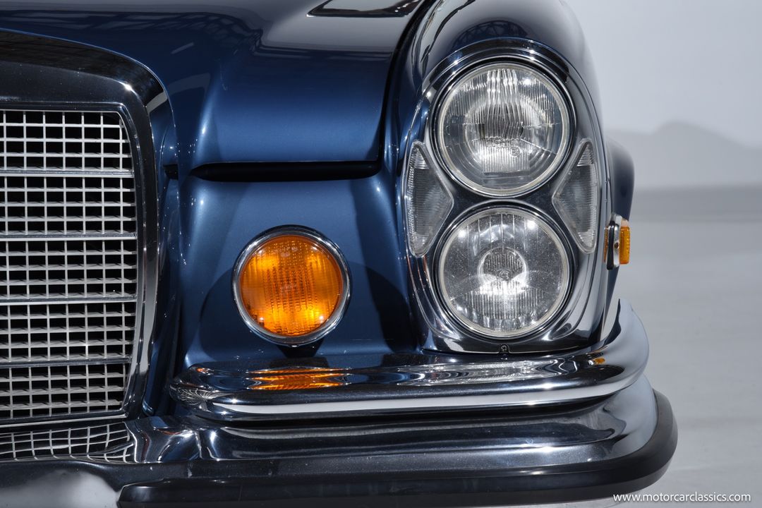 1971 Mercedes-Benz 280-CLASS