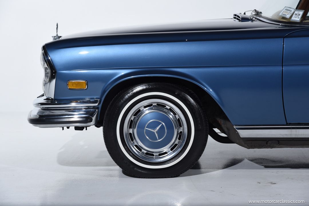 1971 Mercedes-Benz 280-CLASS