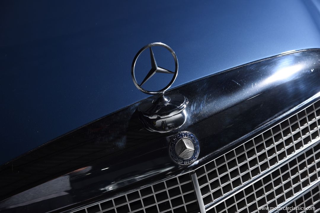 1971 Mercedes-Benz 280-CLASS