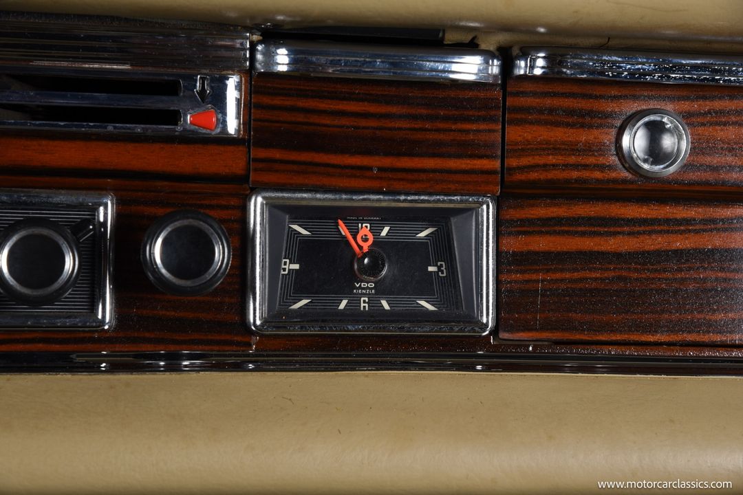 1971 Mercedes-Benz 280-CLASS