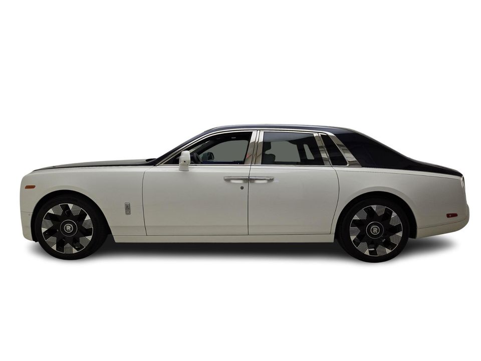 2023 Rolls-Royce Phantom