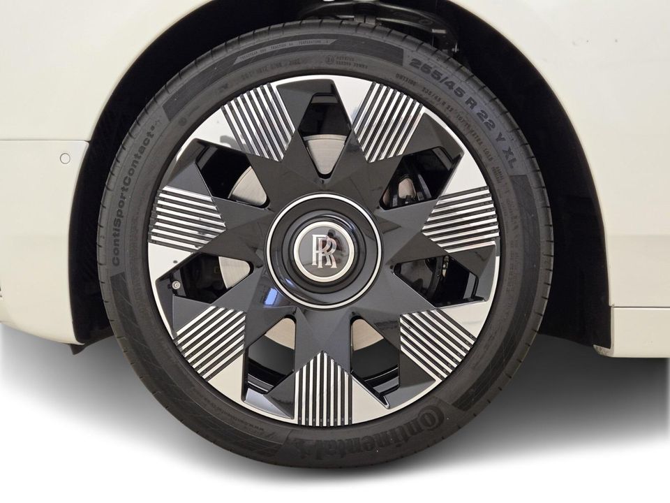 2023 Rolls-Royce Phantom