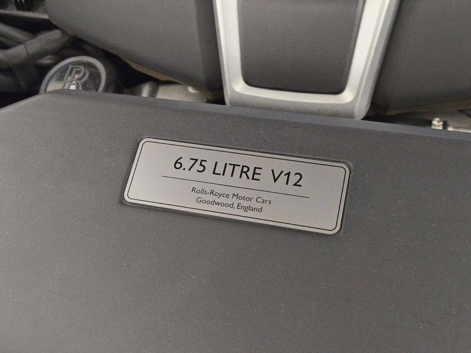 2023 Rolls-Royce Phantom