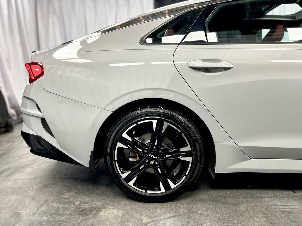 2022 Kia K5