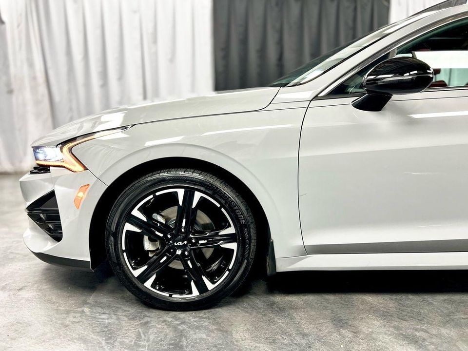 2022 Kia K5