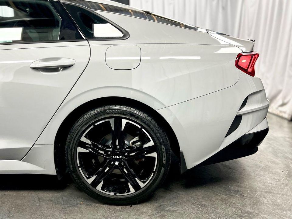 2022 Kia K5