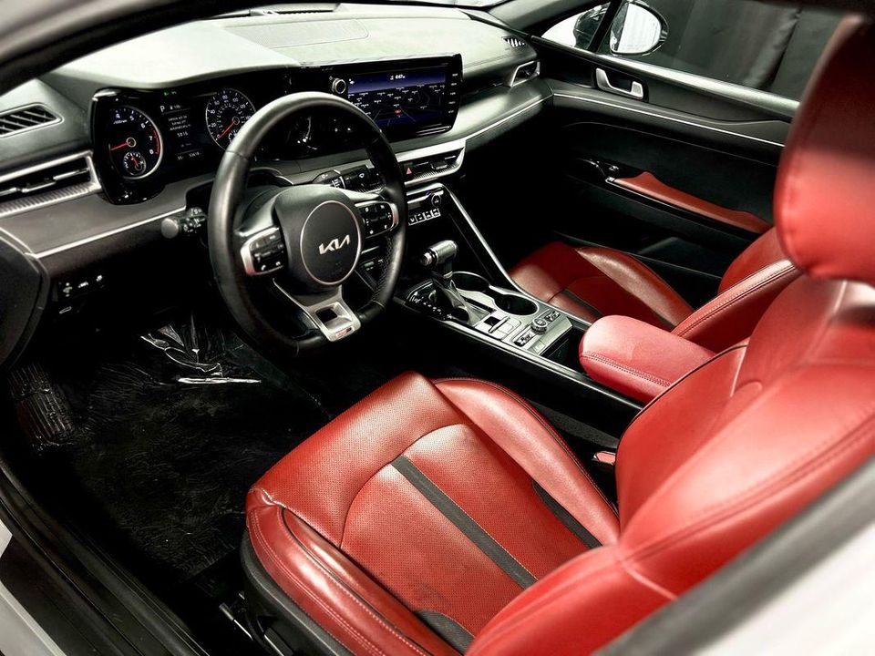 2022 Kia K5