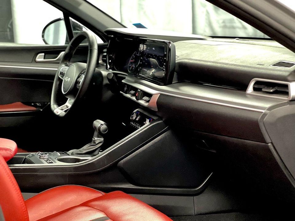 2022 Kia K5