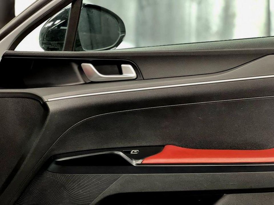 2022 Kia K5