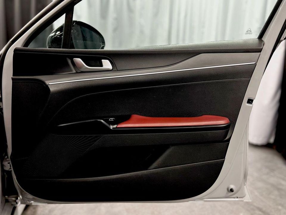 2022 Kia K5