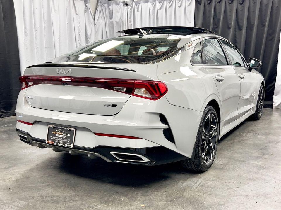 2022 Kia K5