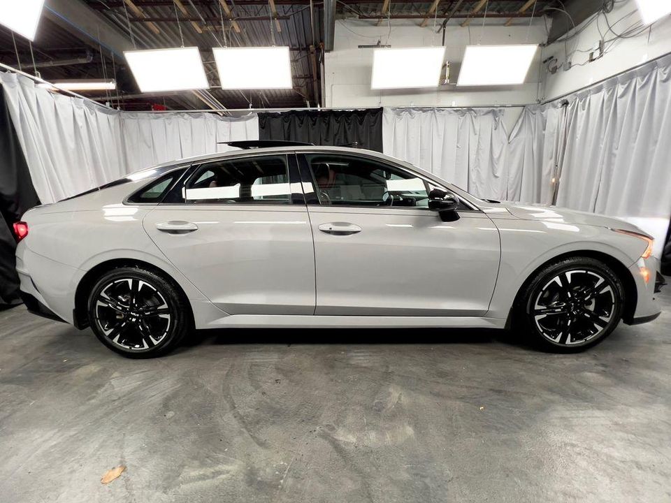 2022 Kia K5