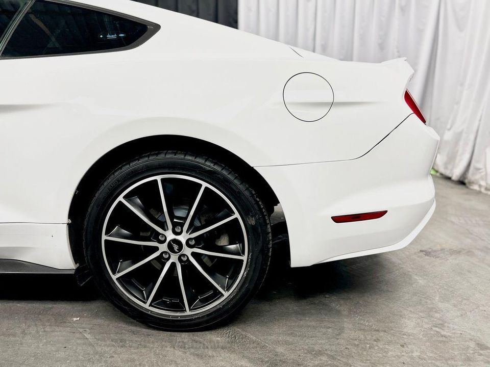 2017 Ford Mustang