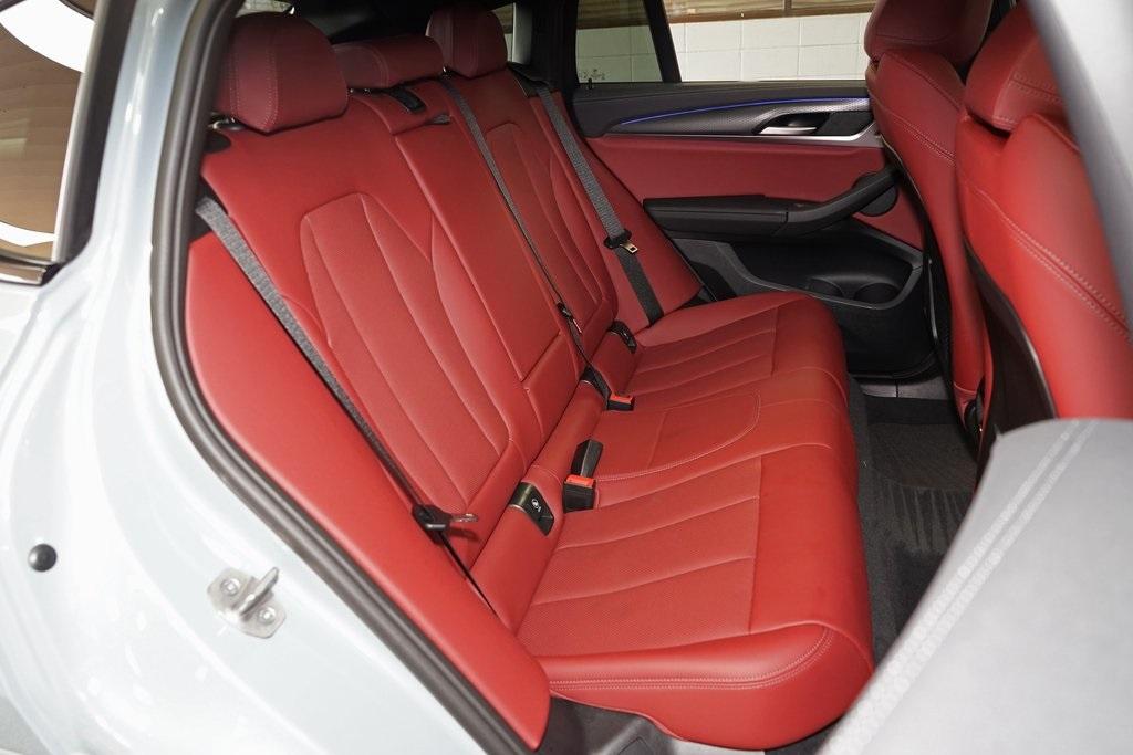 2025 BMW X4