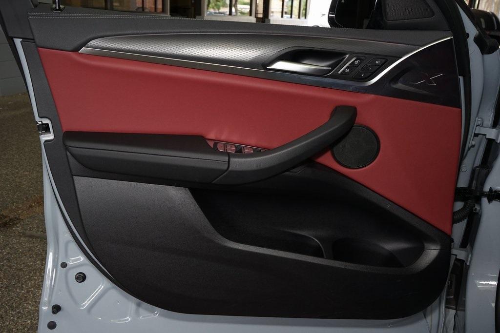 2025 BMW X4