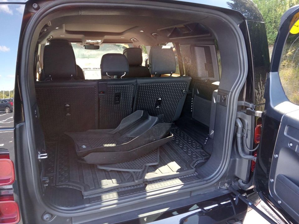 2023 Land Rover Defender 110