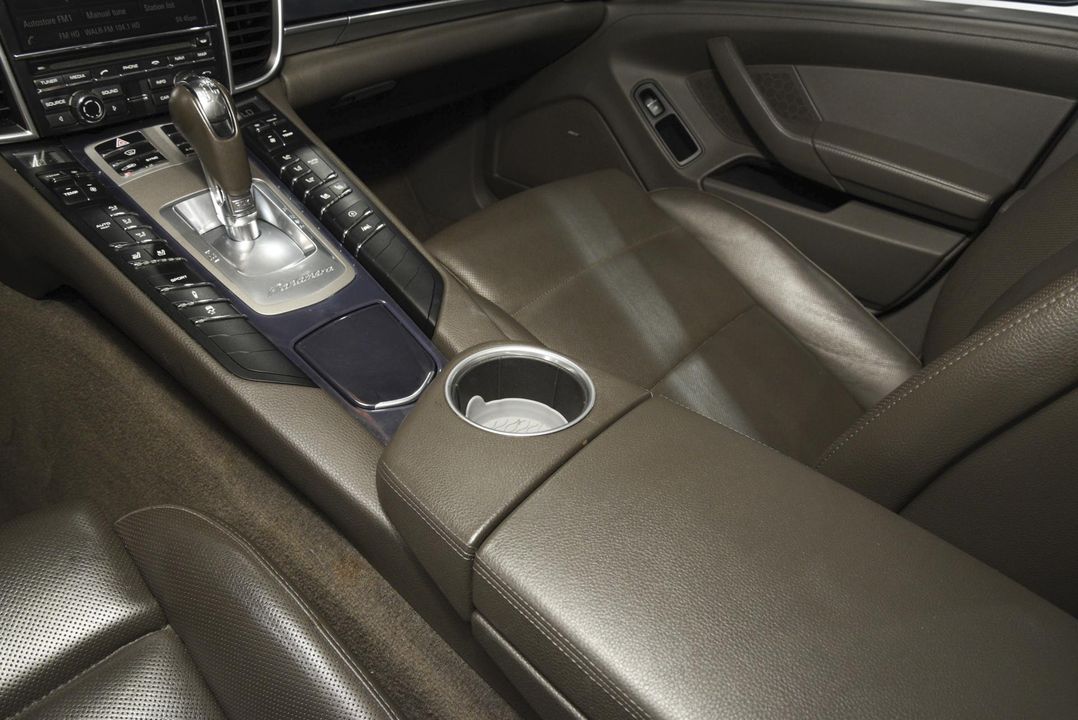 2016 Porsche Panamera