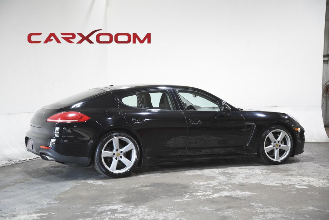 2016 Porsche Panamera
