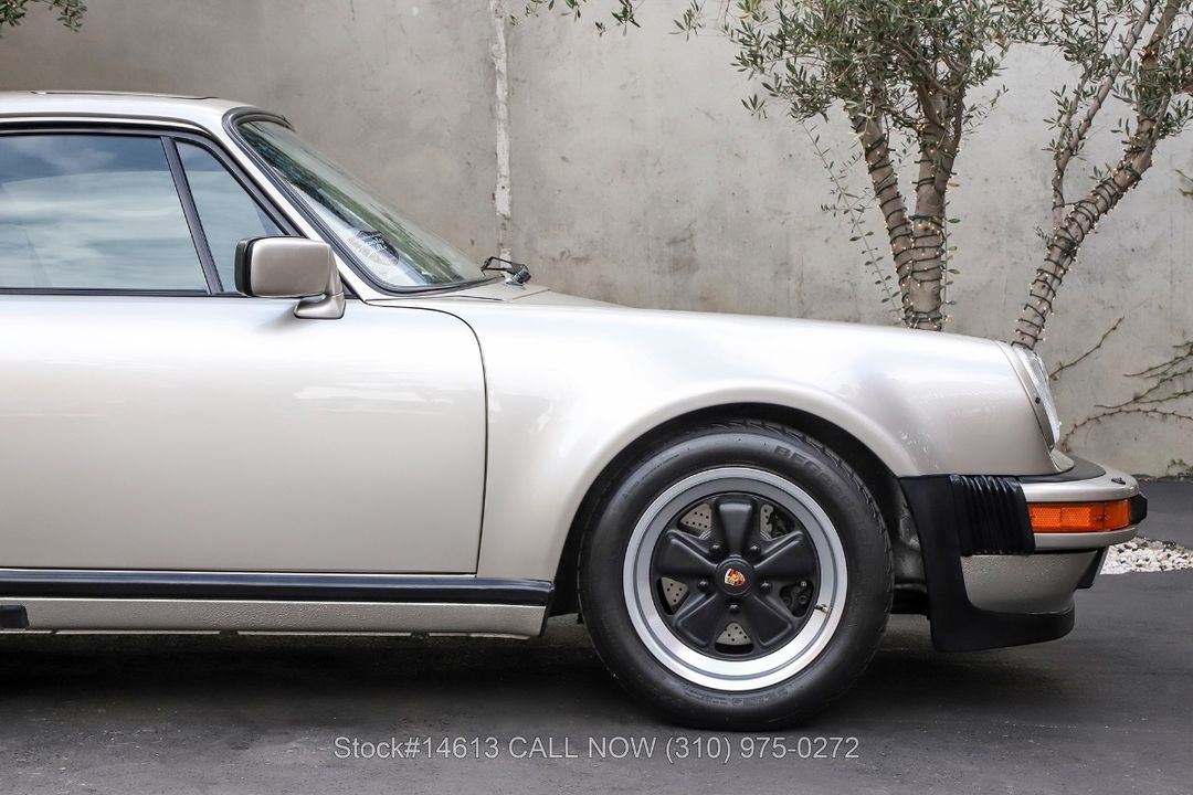 1989 Porsche 930