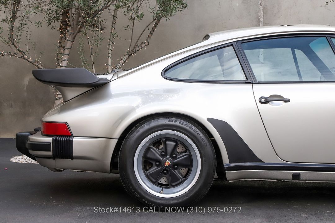 1989 Porsche 930