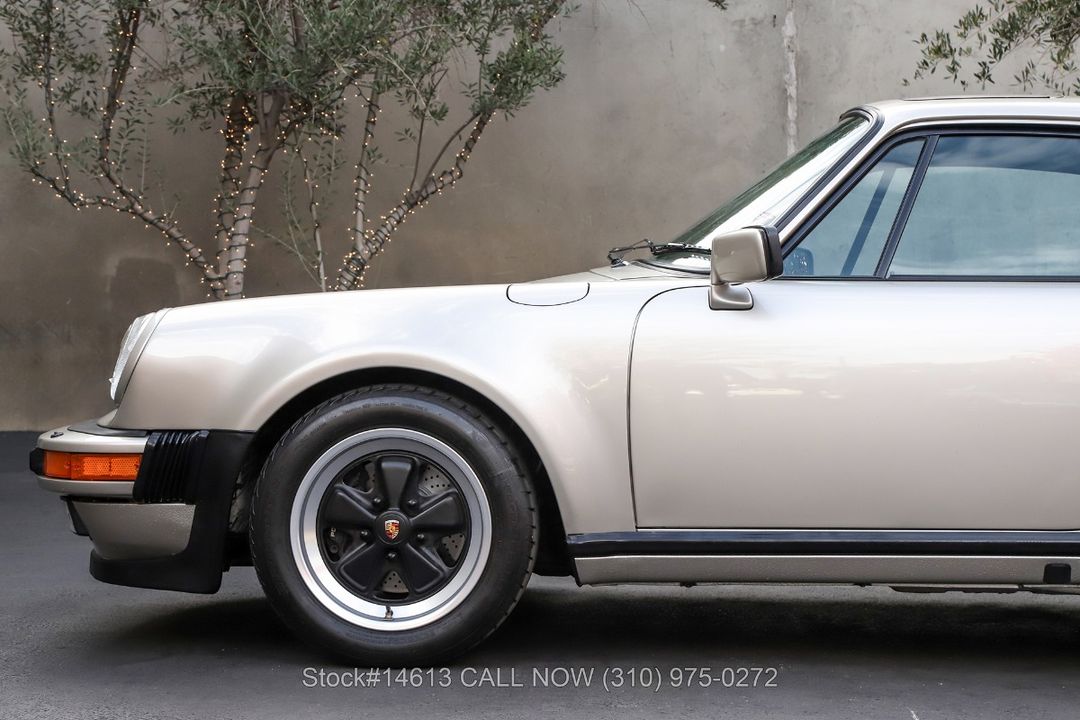 1989 Porsche 930