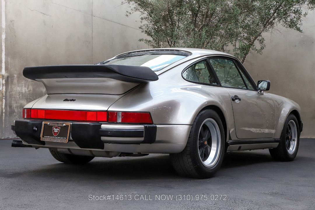 1989 Porsche 930