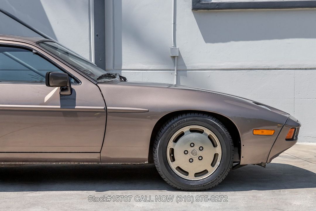 1983 Porsche 928