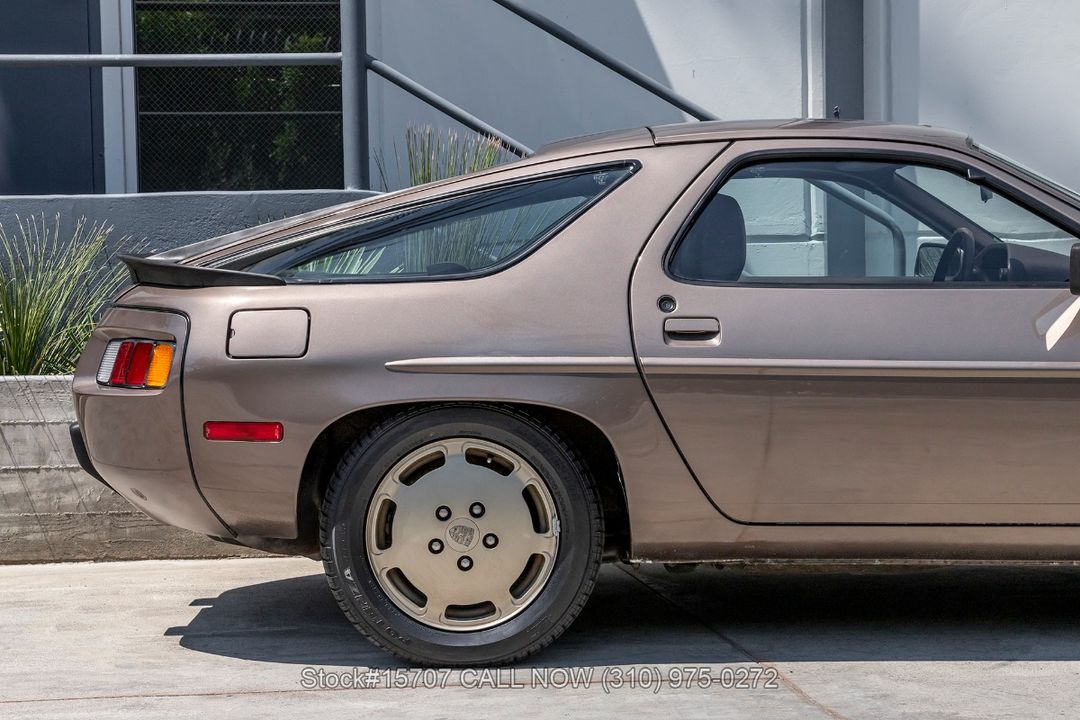 1983 Porsche 928