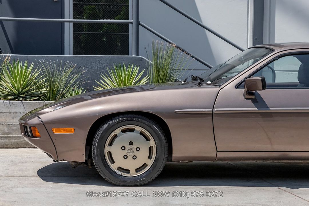 1983 Porsche 928