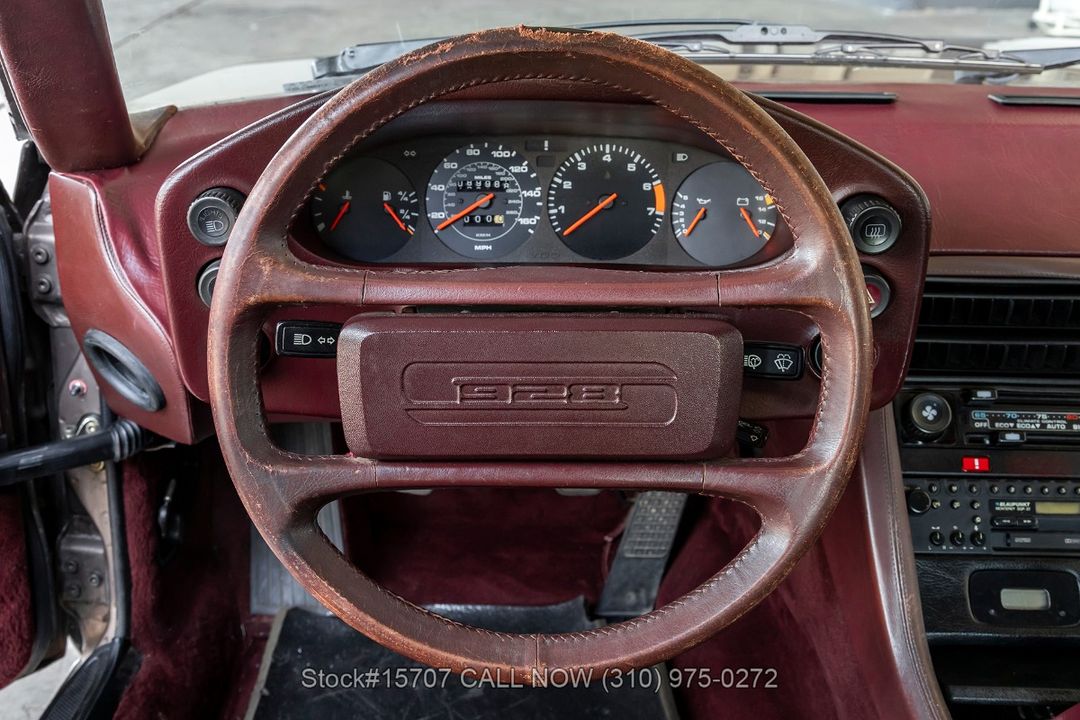 1983 Porsche 928