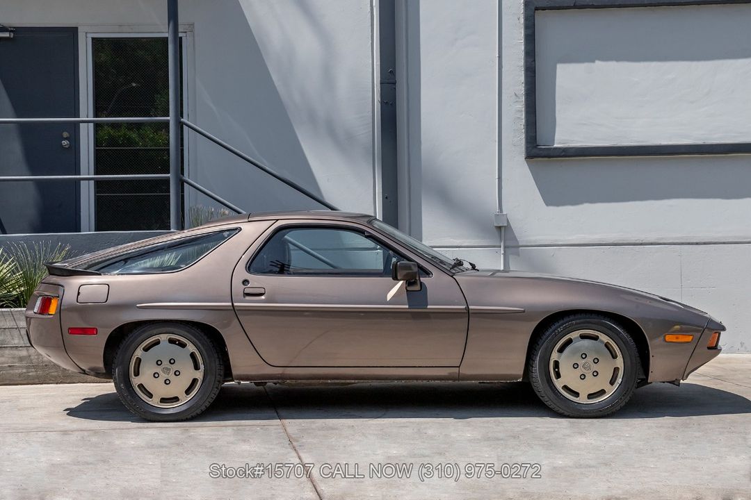1983 Porsche 928