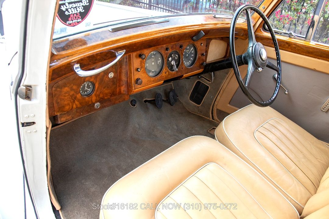 1952 Bentley R-Type
