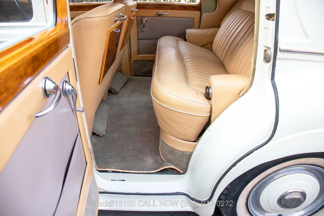 1952 Bentley R-Type