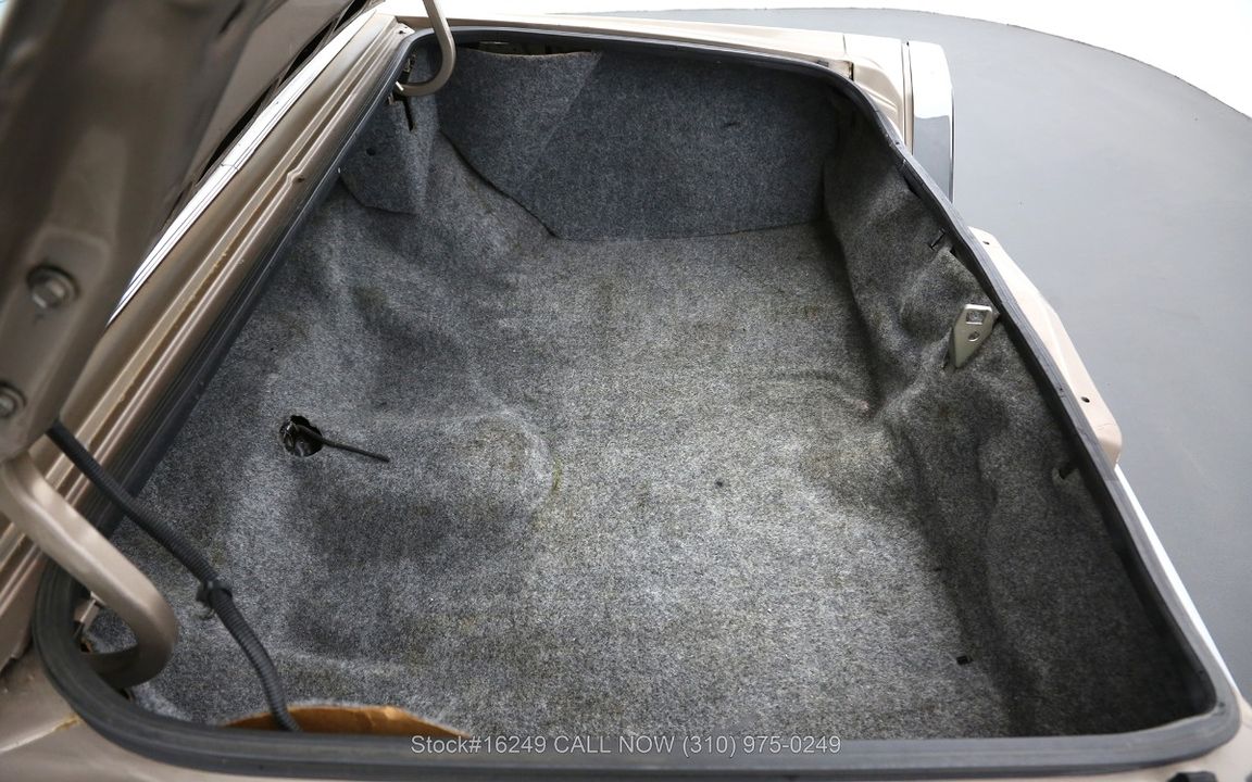 1986 Cadillac Fleetwood Brougham