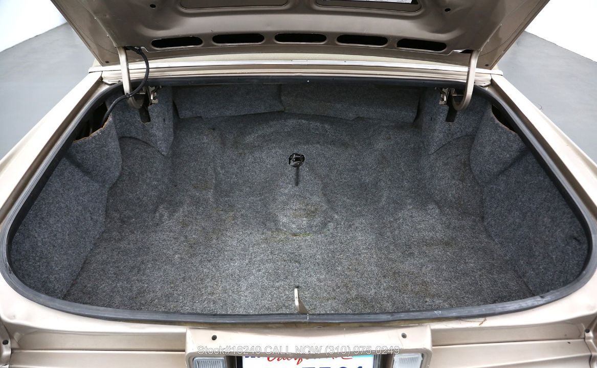 1986 Cadillac Fleetwood Brougham