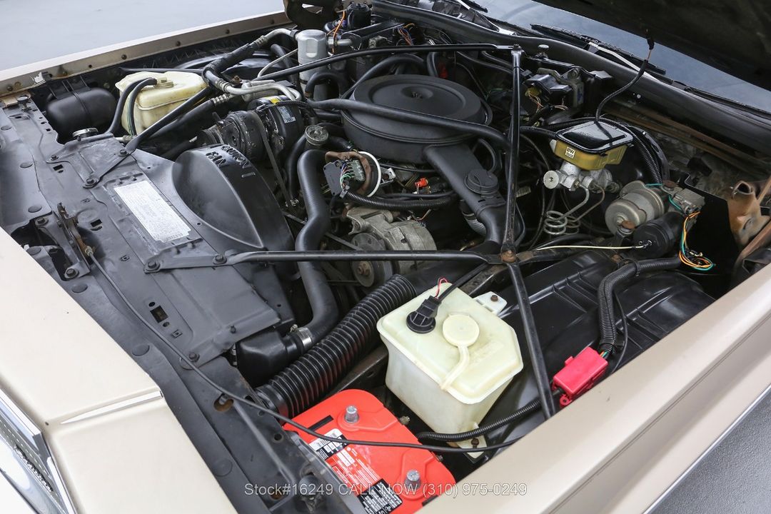 1986 Cadillac Fleetwood Brougham